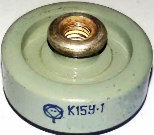 К15У-1А 6кВ 56 пф 7квар фото 2 К15У-1А 6кВ 56 пф 7квар фото 2