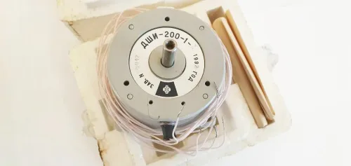 ДШИ-200-1-3 электродвигатель тихоходный фото 2 ДШИ-200-1-3 электродвигатель тихоходный фото 2